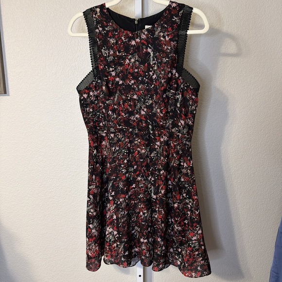 REISS Womens Floral Sleeveless Fit and Flare Mini Dress‎ Black Red USA 6 - Picture 2 of 8